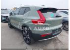 VOLVO XC40 ULTIMATE BRIGHT THEME 2023