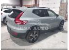 VOLVO XC40 B5 CORE DARK THEME 2024