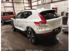 VOLVO XC40 B5 ULTIMATE DARK THEME 2024