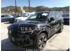 VOLVO XC40 ULTIMATE DARK THEME 2023