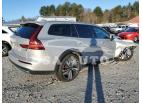 VOLVO V60 CROSS 2023