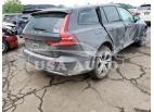 VOLVO V60 CROSS 2023